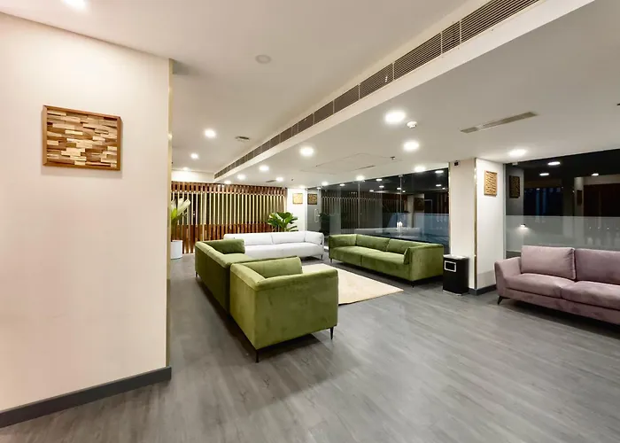 7 Apple Hotel Guruvayur