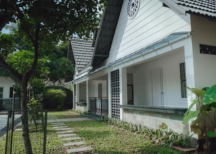 Royad Calicut Farm House - Premium Resort With Pool Inside A Farm