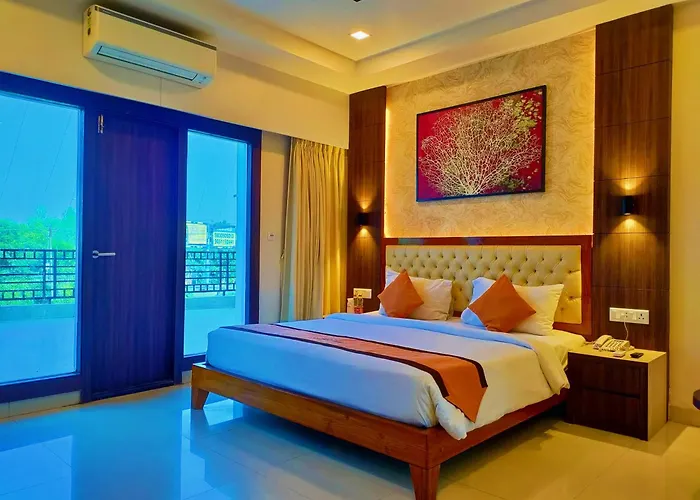 Sambhabana Hotel & Suites