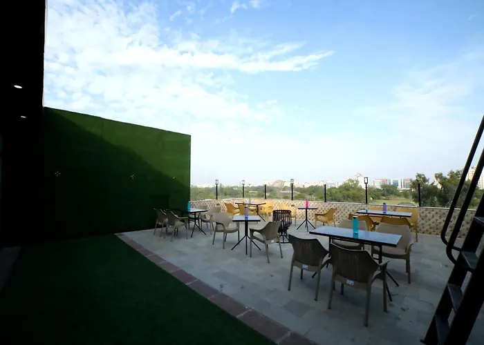Hotel The Pride Kota 