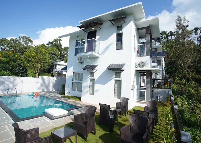Pabis Luxurious Stay