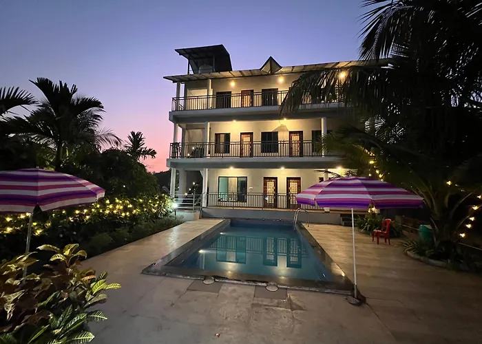 Iira Stays-Awas Beach Villa