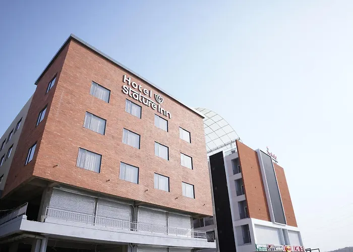 Hotel Stature Inn