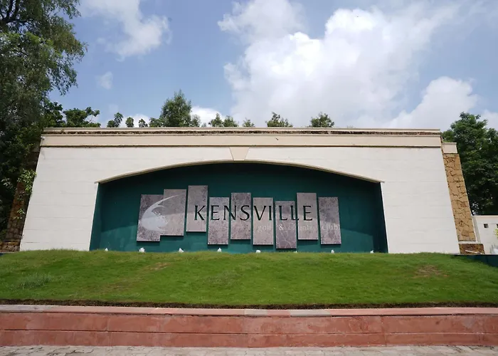 Bk'S Villa At Kensville Golf & Country Club