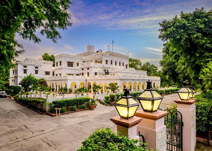 Neemrana'S - Baradari Palace