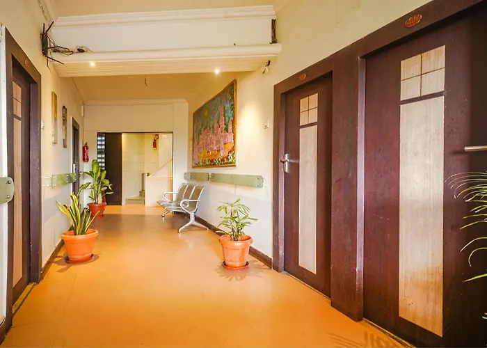 Fabhotel Shravan - Nr Eternity Mall