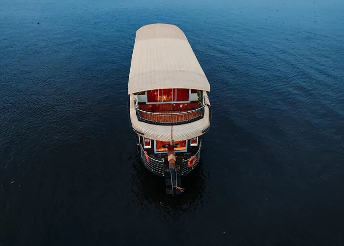 Venice Premium Houseboats Alleppey Alappuzha