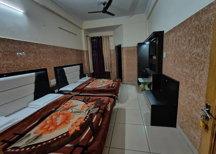 Aashirwad Hotel