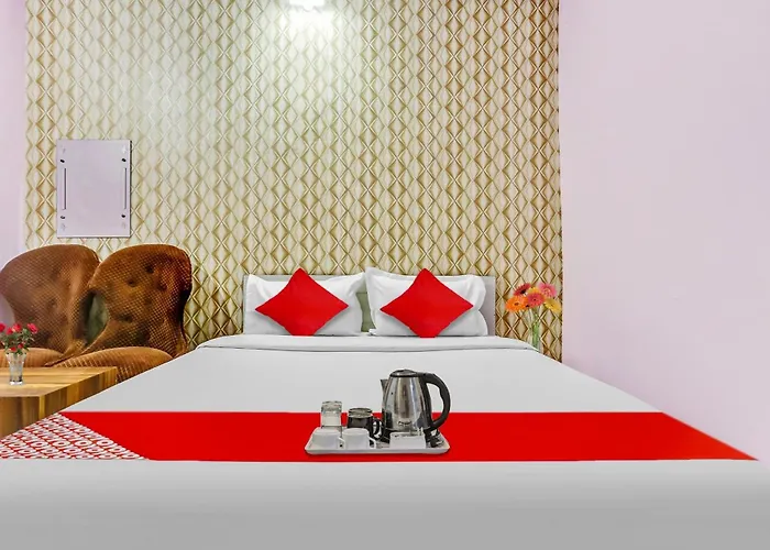 Hotel O K D Guest House