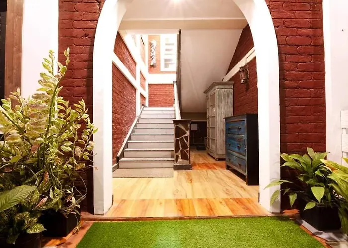 Date Palm Home Stay