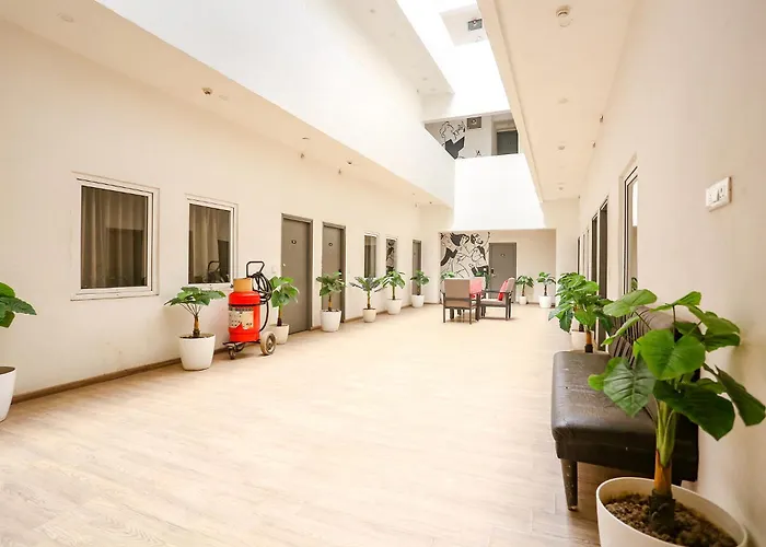 Fabhotel Vivek