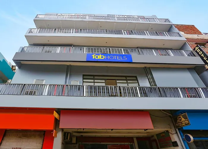 Fabhotel Vivek