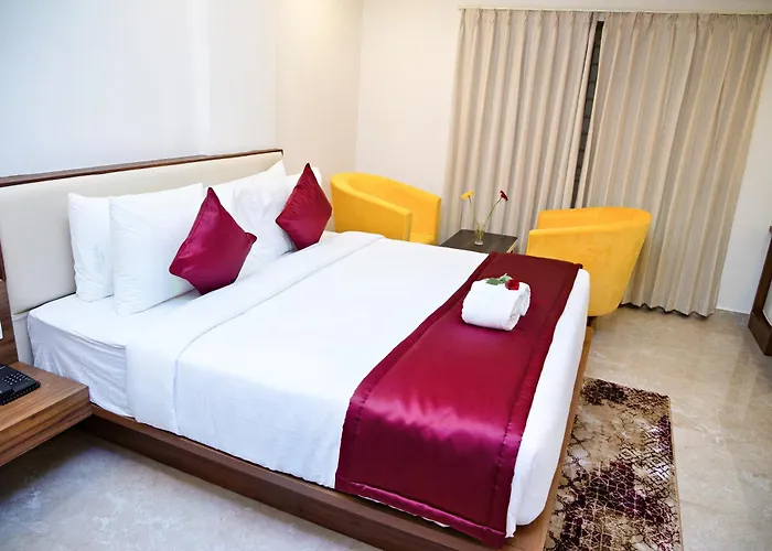 Villa Grand Hotel Near Kempegowda International Airport