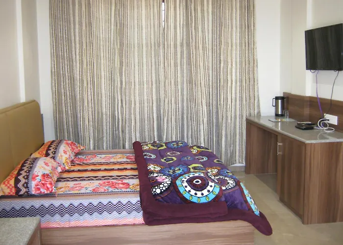 Nav Ratan Palace