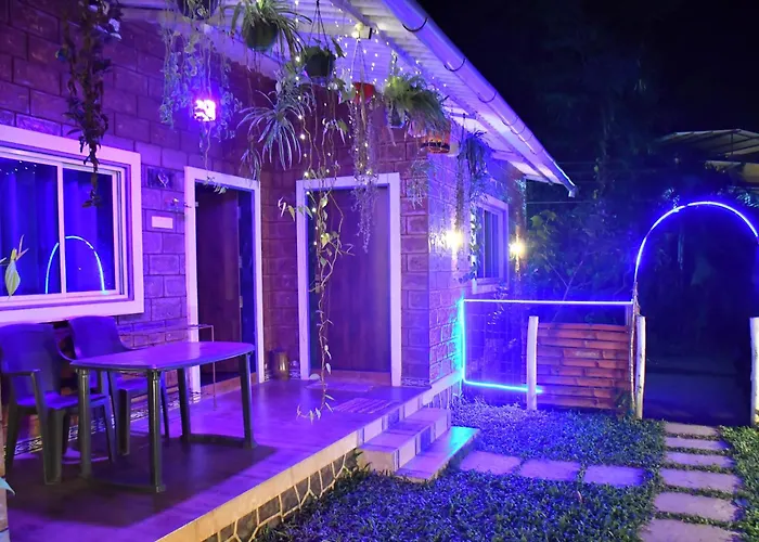 Shivai Holiday Home Alibag
