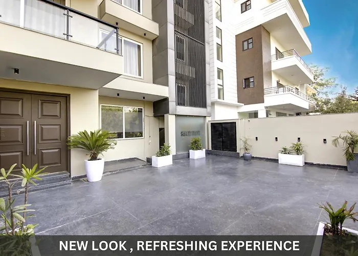 Saltstayz Select - Near Sohna Road City Center