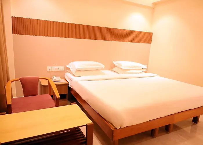 Hotel Surguru Pondicherry