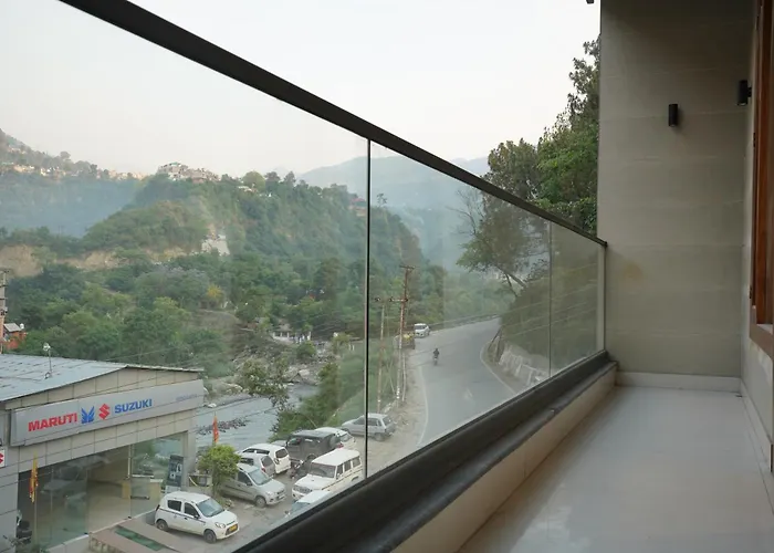 Jannat Hotel