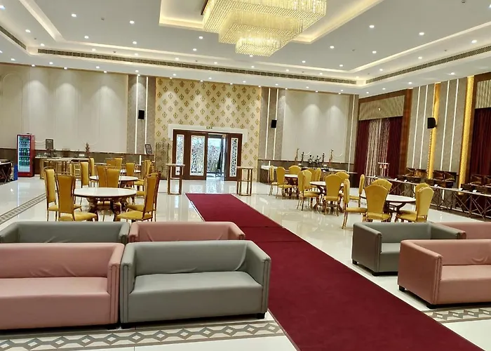 Pushpak Hotel & Convention