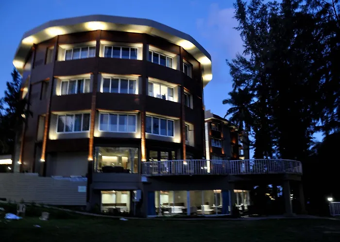 Sinclairs Bayview