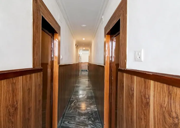 Hotel Varuni Classic Mcleod Ganj !! Near Mall Road !!