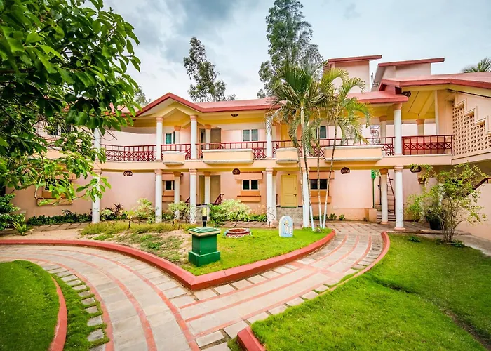 Hotel Sadhabishegam