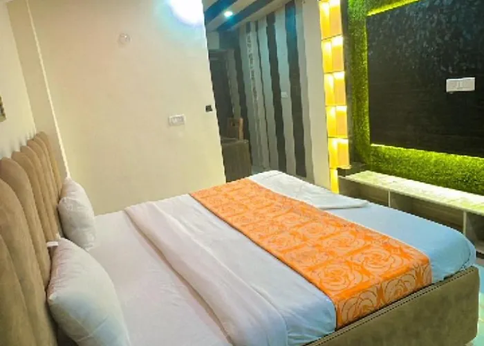 Hotel Malviya Nagar