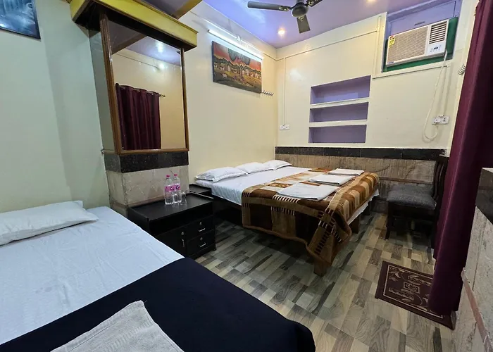 The Golden Lodge Varanasi