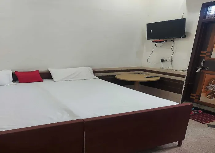 Hotel O Chaudhary