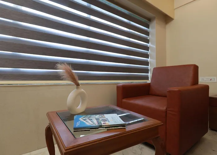 Liwa Tower Hotel & Business Center