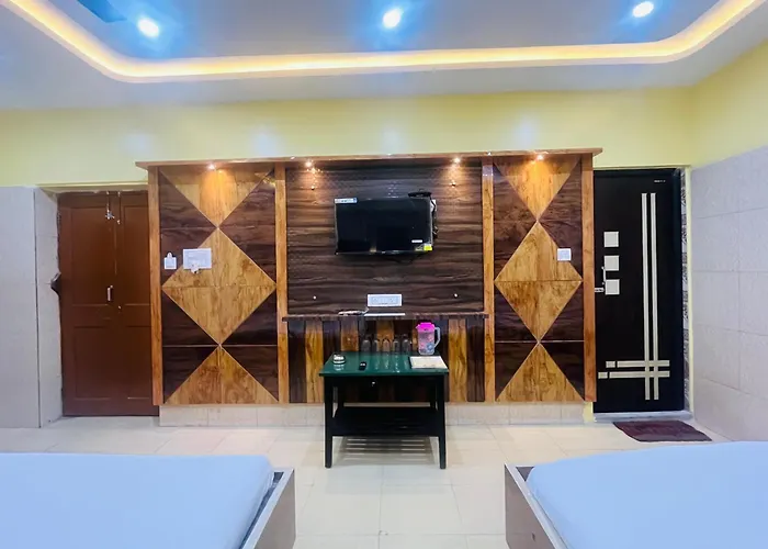 Hotel Holiday Home Digha 
