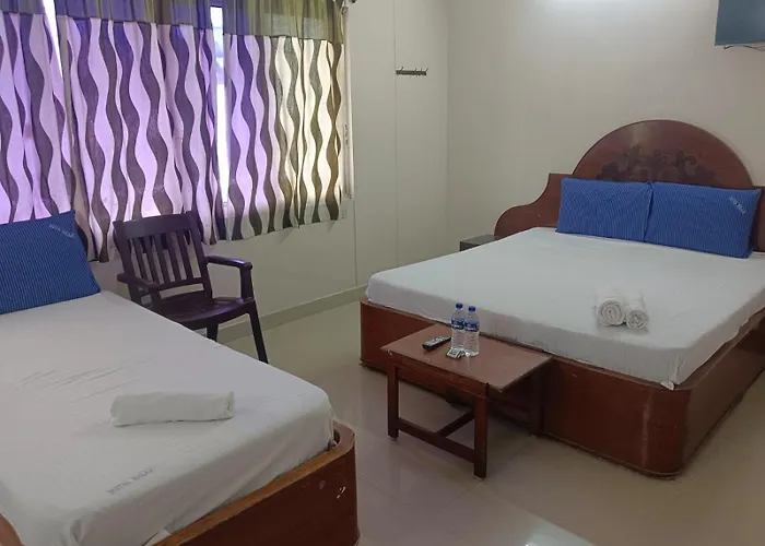 Sree Balaji Hotel - Lodge