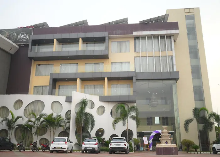 The Park, Itarsi