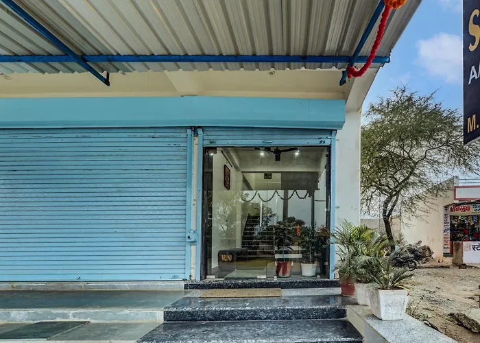 Hotel O Shree Ji Kunj