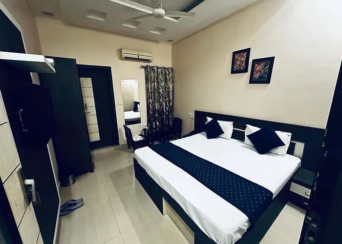 Sunshine Hotel