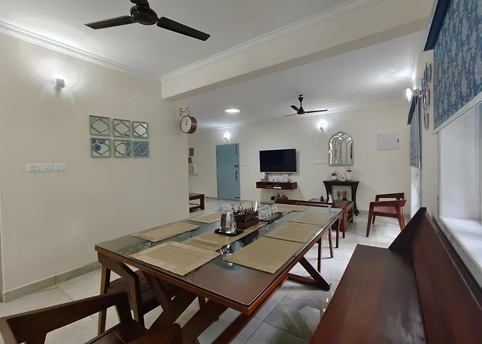 7 Elysee Homestay, Lapis