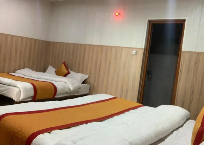Goroomgo Hotel Neelam Raj Nainital Near Mall Road