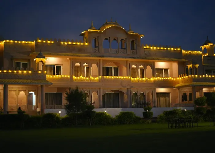 Dhawala Resort By Aamod