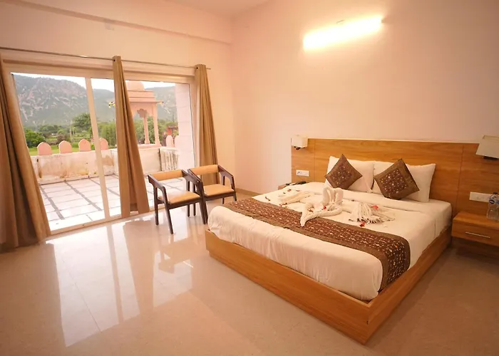 Dhawala Resort By Aamod