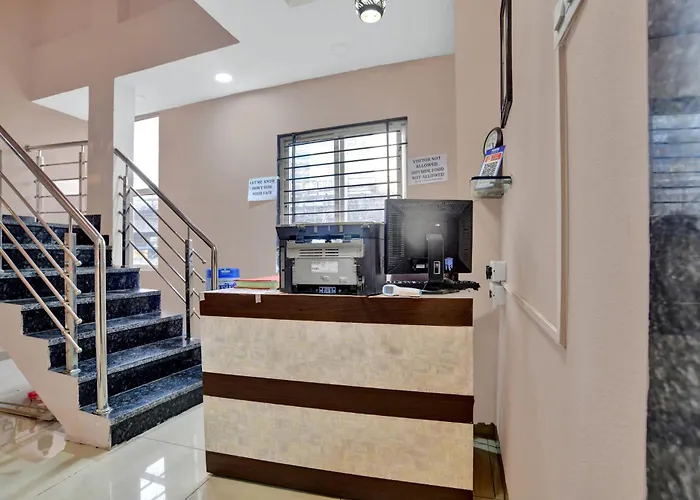 Hotel O Sai Sahara