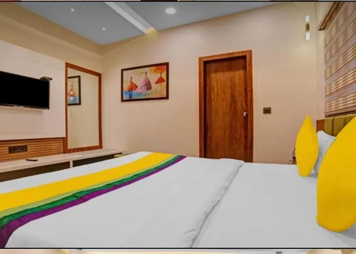 Hotel Abhilasha Inn