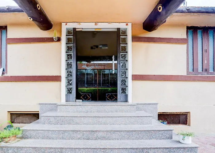 Hotel O Valley View Club & Resort