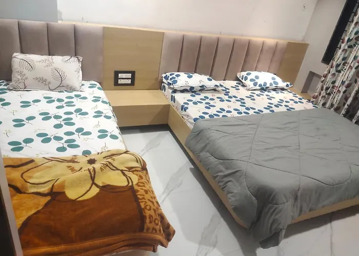 Hotel Bholenath, Omkareshwar Near Gajanand Ashram
