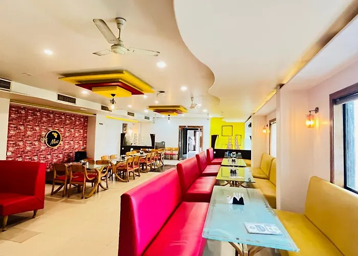 Metro Hotel Nathdwara , 500Mtr 10Min Walking From Shreenathji Temple 966O9O1Oo6