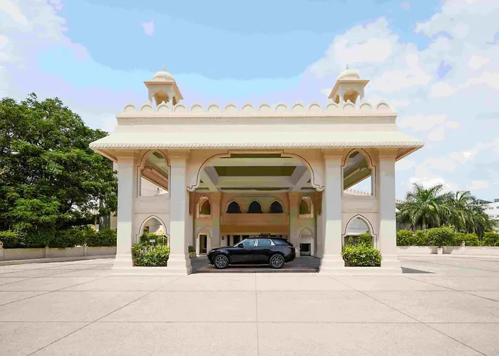 Gateway Aurangabad - Chhatrapati Sambhaji Nagar