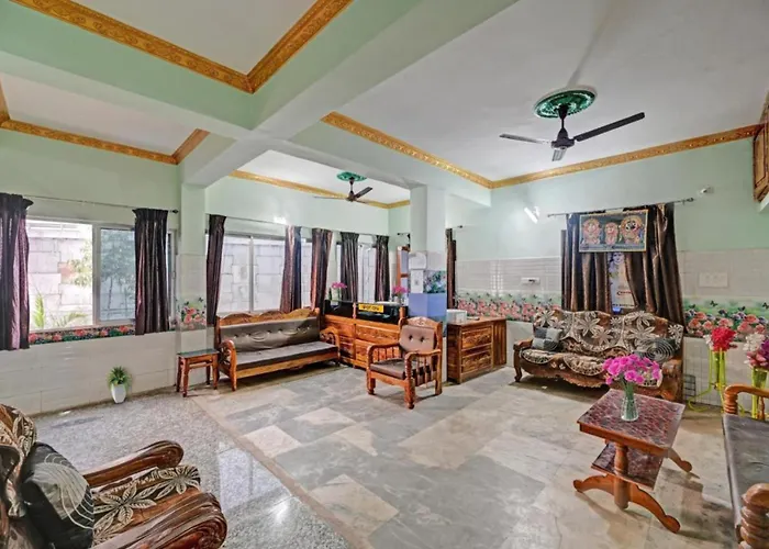 Goroomgo Gate Way Bhadrak Near Bhadrak Bus Stand - Wifi-Family Stay - Best Seller