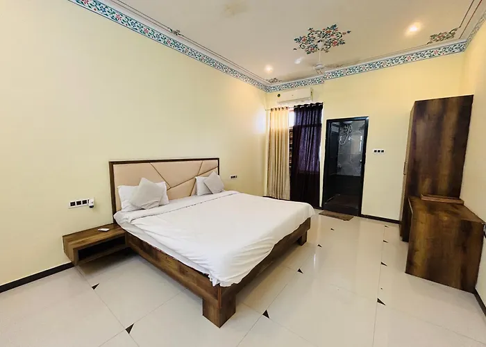 Shiv Ashray Resort