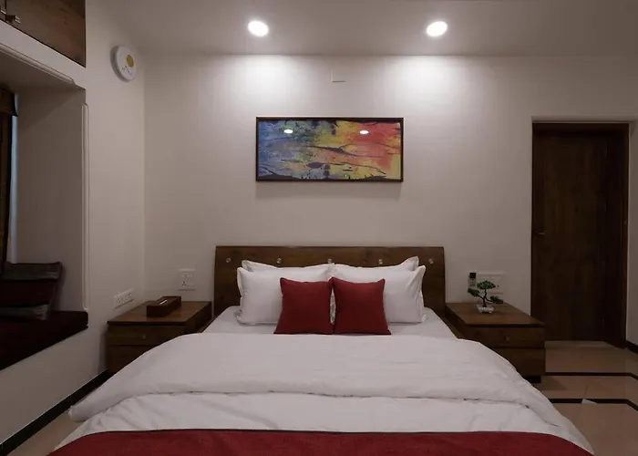Super Luxury Villa - Near To Karnavati Club