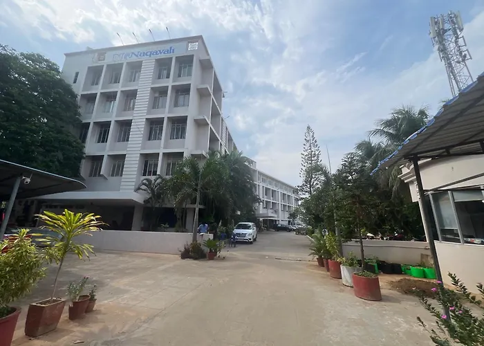 Varada Nagavali Hotel