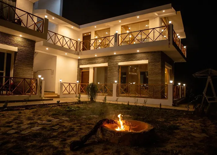 Maatidera Resort Kanatal The Boutique Stay In The Lap Of Himalayas